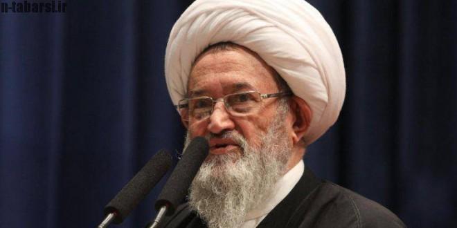 مردم برای کاهش معضلات اجتماعی  راه اسلام را در پیش بگیرند