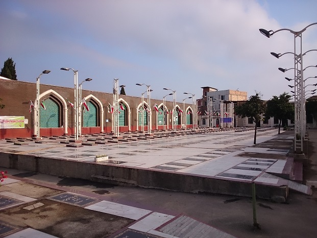 حضور کارکنان شرکت آبفای شهری مازندران در مزار شهدا