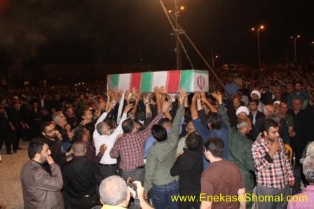 مراسم شب وداع با ۳۰شهید غواص در باغ موزه دفاع مقدس ساری
